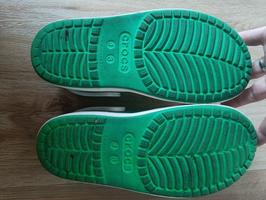 Crocs tamanho 34