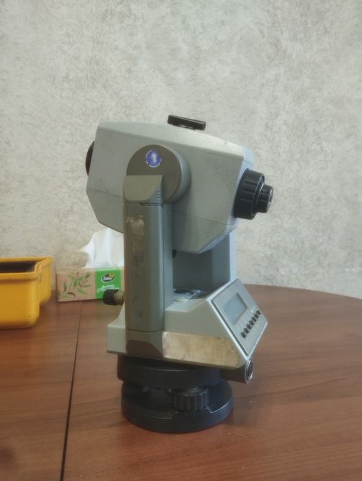 Електронний тахеометр Zeiss Elta 50R