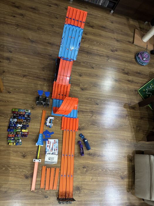 Hot wheels tor z samochodami
