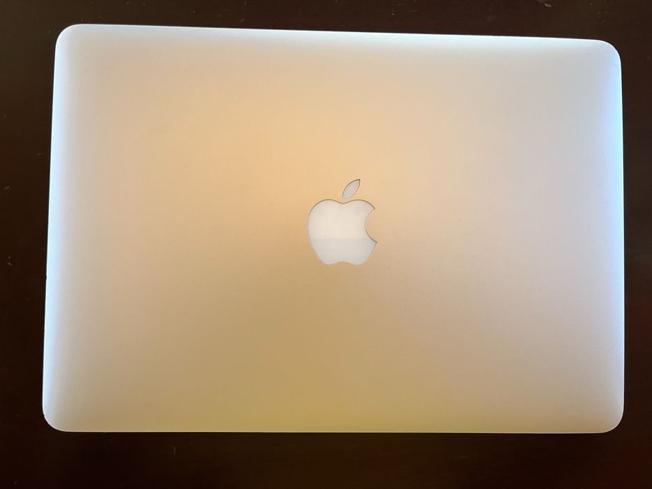 MacBook Pro 13,3”