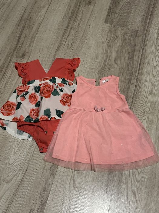 Сукні для дівчинки,74 розмір