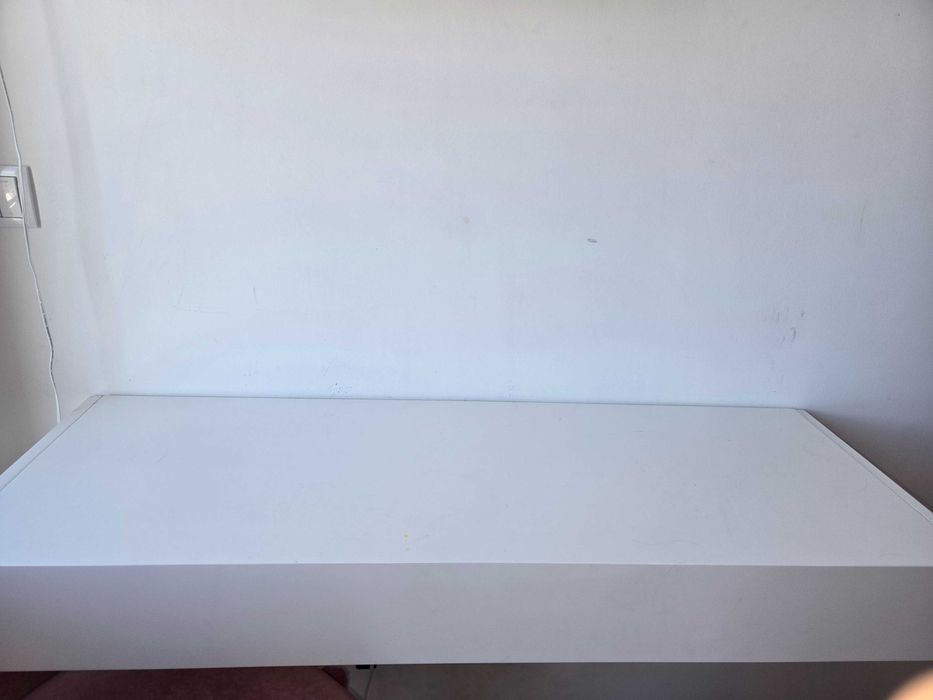 Toucado escrivaninha lacada