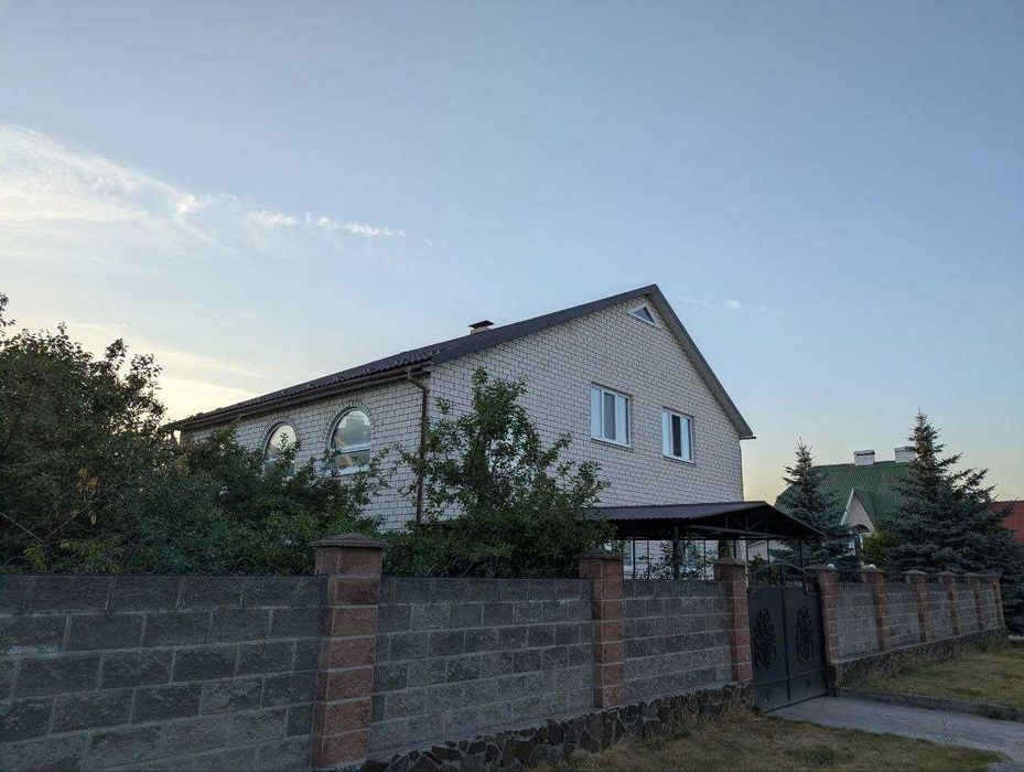 Продам будинок в м.Вараш
