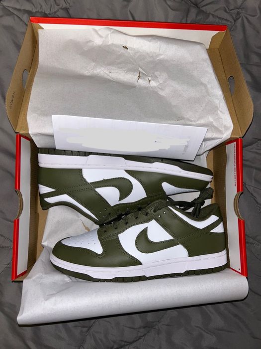 Nike Dunk Low Medium Olive