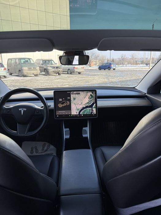 Tesla model 3 Long Range