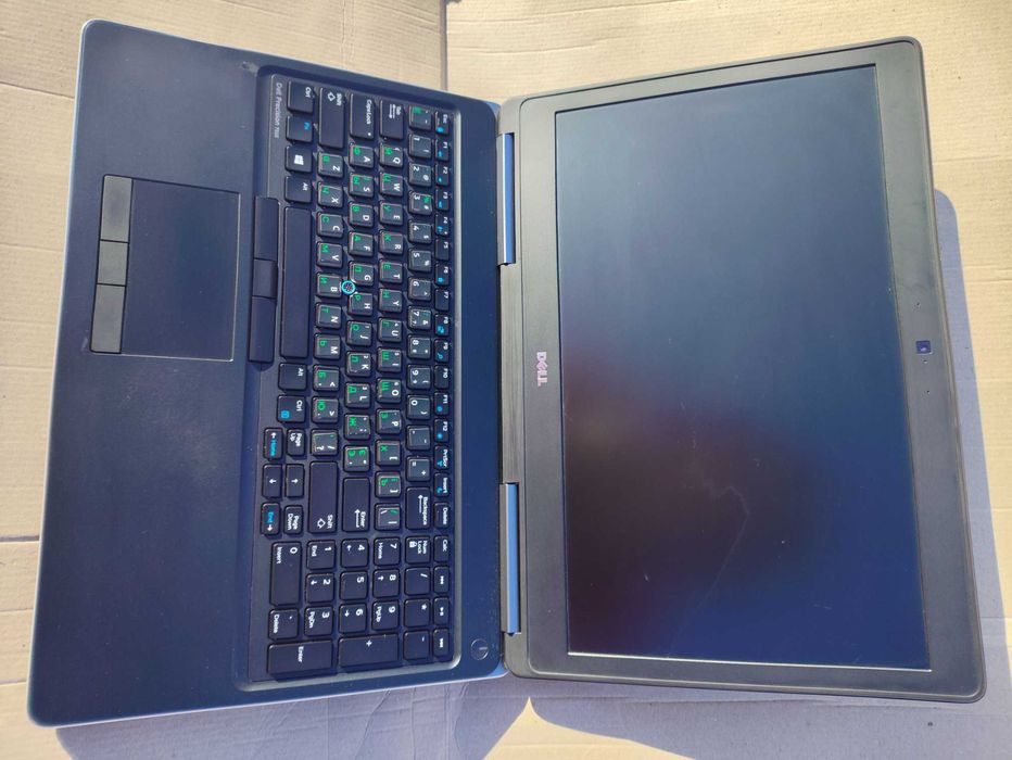 Dell Precision 7520 15.6" FHD IPS i7-7820HQ 16/512 SSD Nvidia M2200