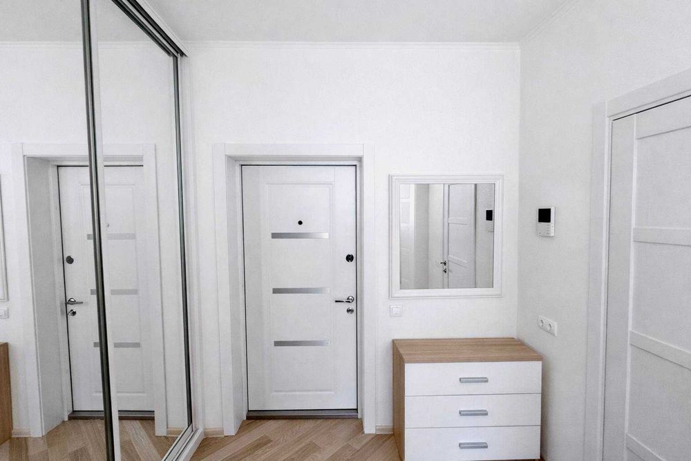 ТЕРМІНОВО ПРОДАМ квартиру НИЖЧЕ РИНКУ  ЖК Міністерський Кондратюка 5