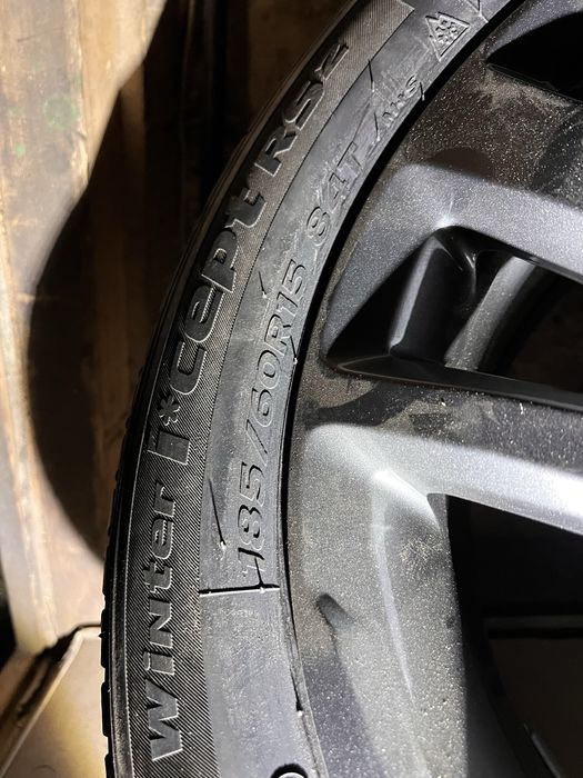 185/60/15 Hankook зима нові