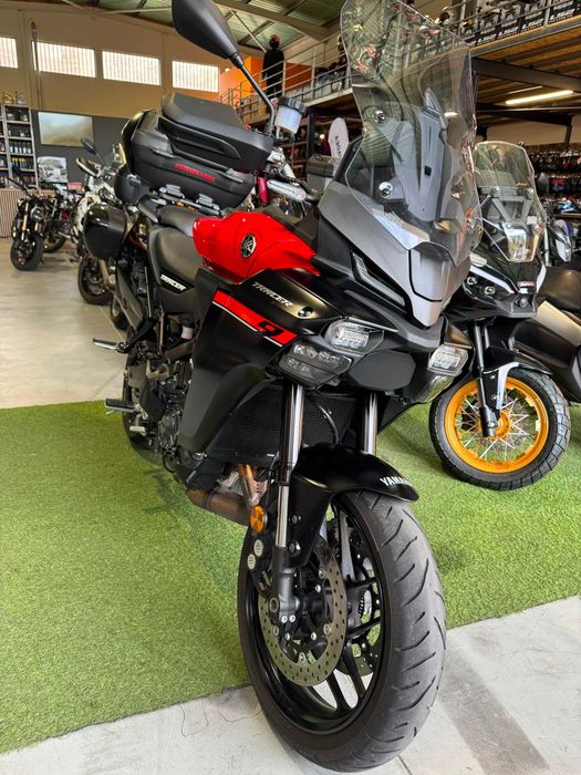 MOTO YAMAHA TRACER 09