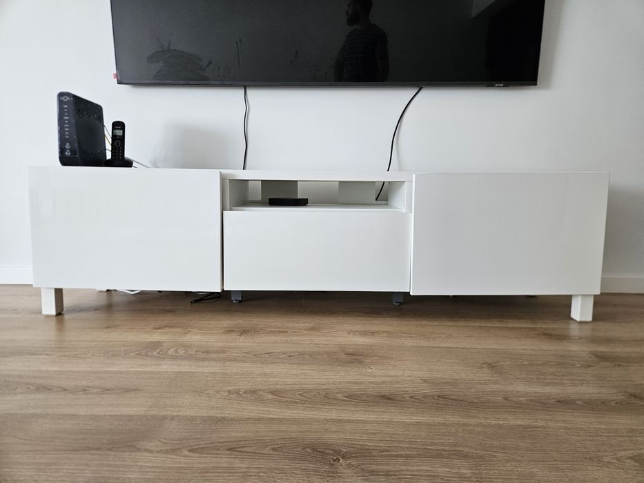 Móvel de TV IKEA BESTÅ - branco