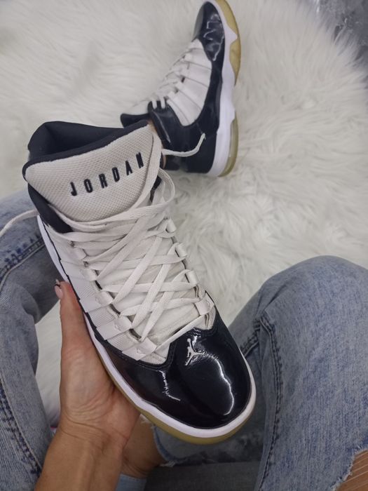 Buty koszykarskie Nike Air Jordan Max Aura rozmiar 36.5 młodzieżowe