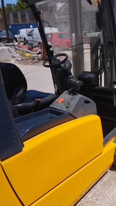 Empilhador eléctrico Jungheinrich EFG-Vac20, 2.000 Kg (2617)