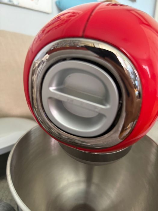 Batedeira com Taça SMEG Anni 50 SMF02RDEU (4.8 L) c/garantia 3 anos