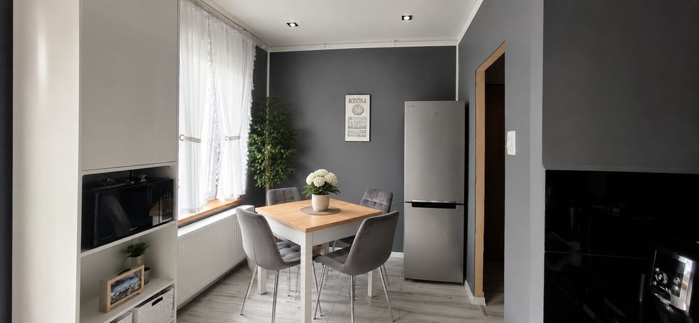 Jedlina-Zdrój | 67 m² | 1 piętro | 2 pokoje + salon | umeblowane | piwnica | parking