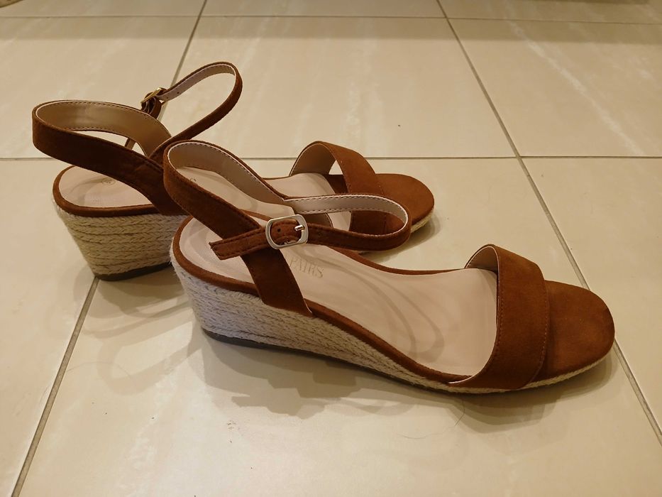 Nowe letnie buty rozm. 40
