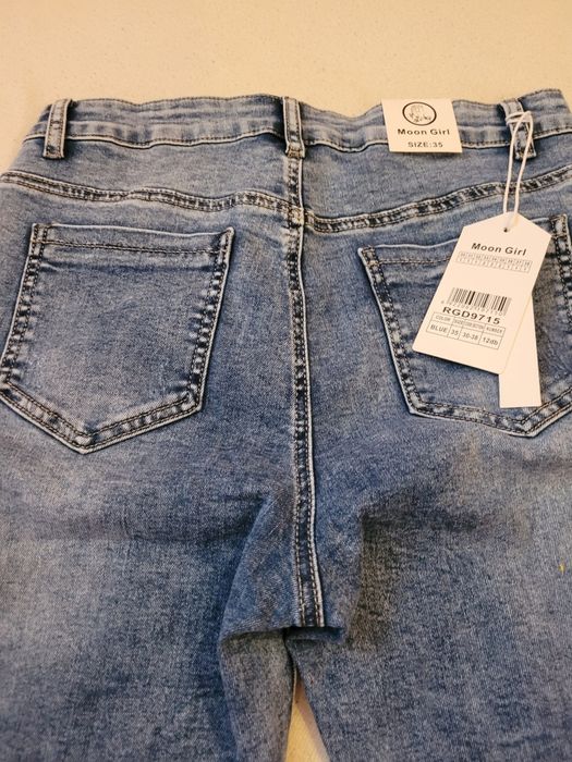 Spodnie jeansowe z serduszkiem