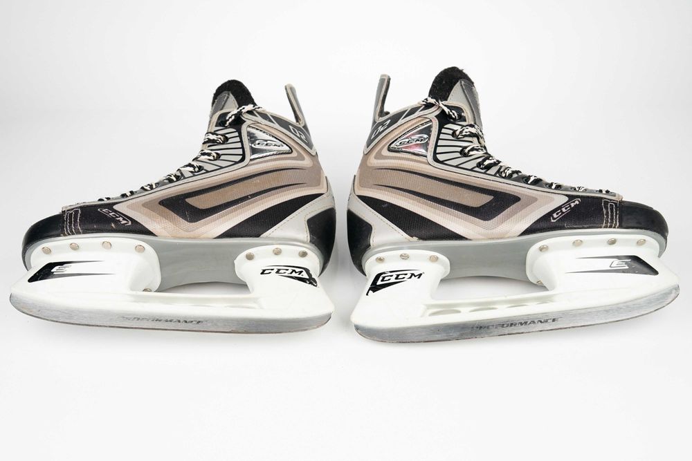 Хокейні ковзани CCM Vector 02 професійні коньки 37 розмір