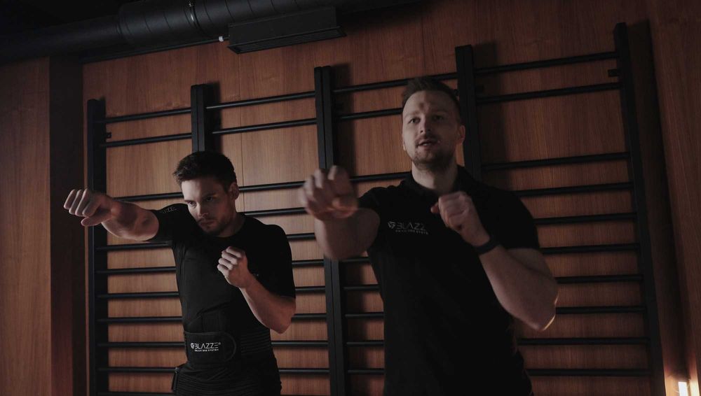 Blazze Smart EMS System® Suchy, bez kabli EMS. miha, easymotion,