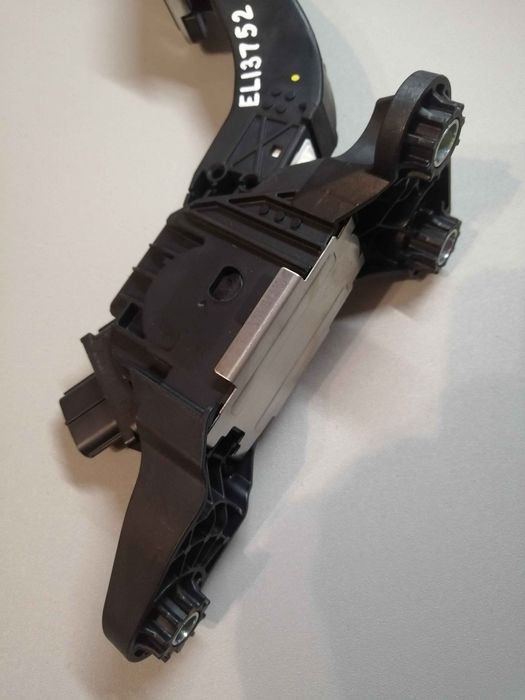 Hyundai/Kia Kona 2017- педаль газу  EL13752 32700H8110