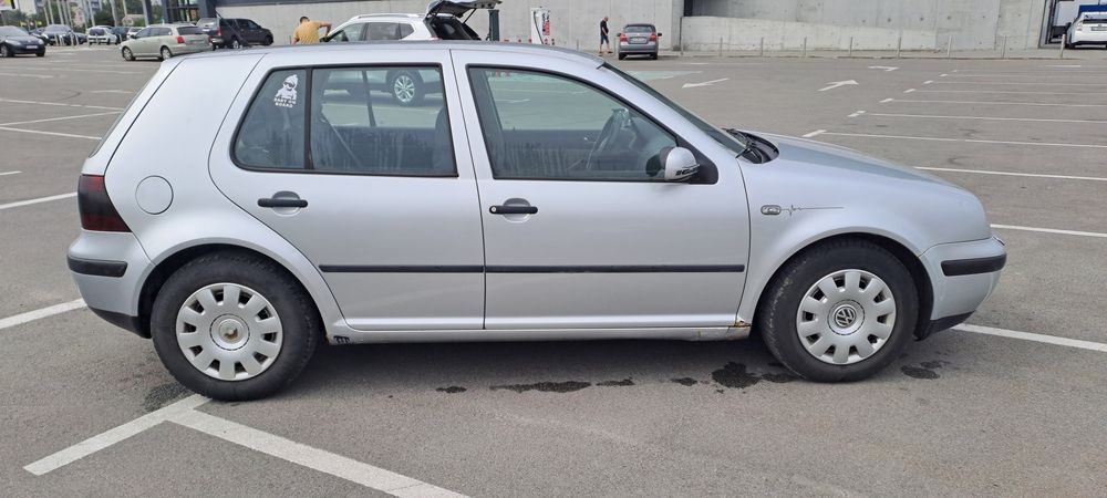 Volkswagen Golf 4