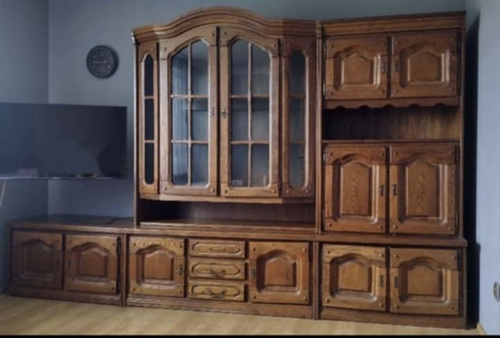 Zestaw mebli dębowych