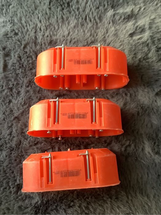 Puszki podwójne do płyty GK