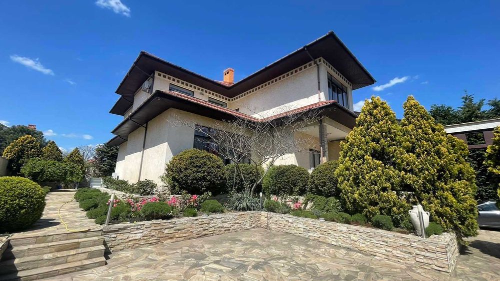 Хозяйский дом в Совиньоне