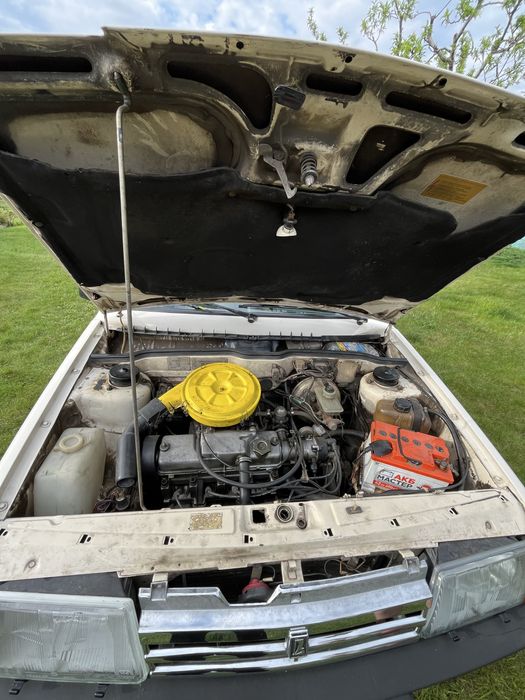 ВАЗ /Lada 2109 1992 СРОЧНО!