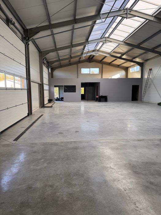 HALA do wynajęcia +plac