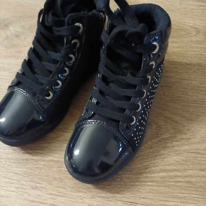 Buty dziecięce 32