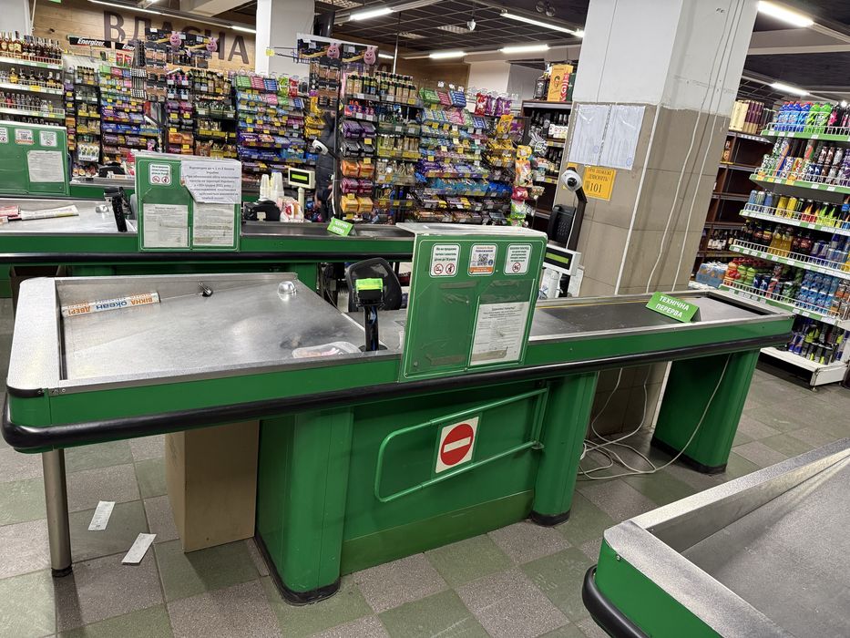 Хторгівельні холодильники,стелажі, касові бокси,полиці,ваги,регали,бон