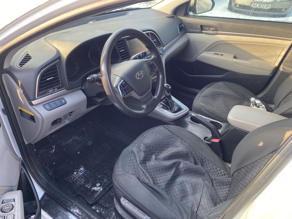 Hyundai 2,0 автомат газ бензин