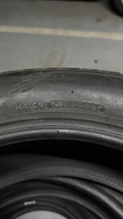 Літня гума Bridgestone 215/55 r18, ідеальний стан