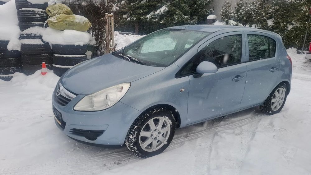 Opel Corsa 5 drzwi Benzyna 1.4 zadbany
