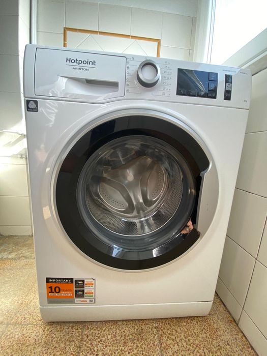 Máquina de Lavar Roupa - HOTPOINT NM11 847 WS A EU - 8 Kg