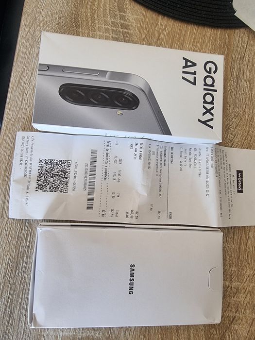 Samsung A 17 com 8 gygas de ram