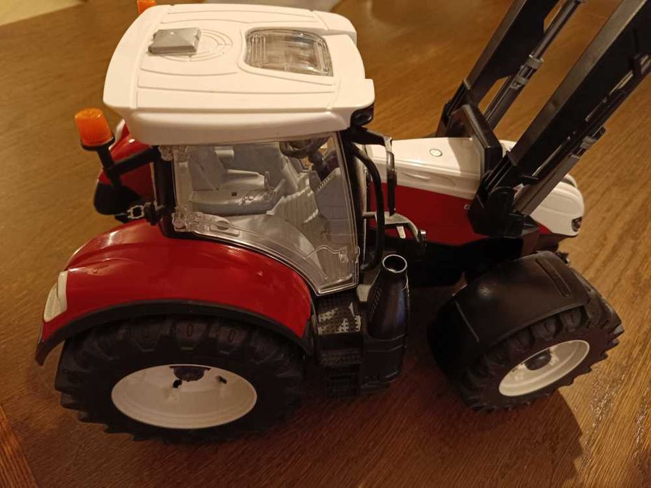 Traktor Bruder Steyr