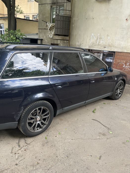 Продам ауді а6 в гарному стані
