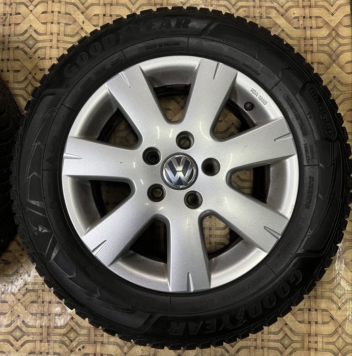 195 65 15 зима к-т шин з дисками 5*112 VW