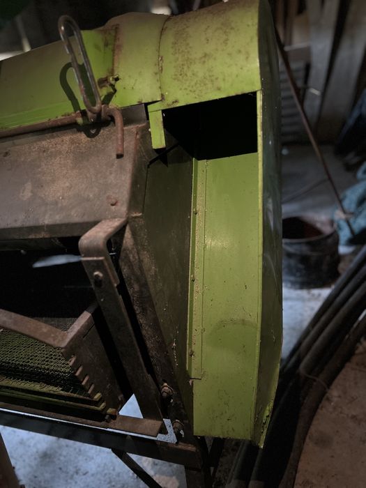 Malhadeira de Milho “A Camponesa” – Acoplável ao Trator