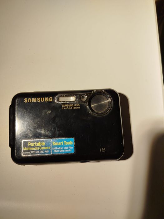 Samsung Portable multimedia camera