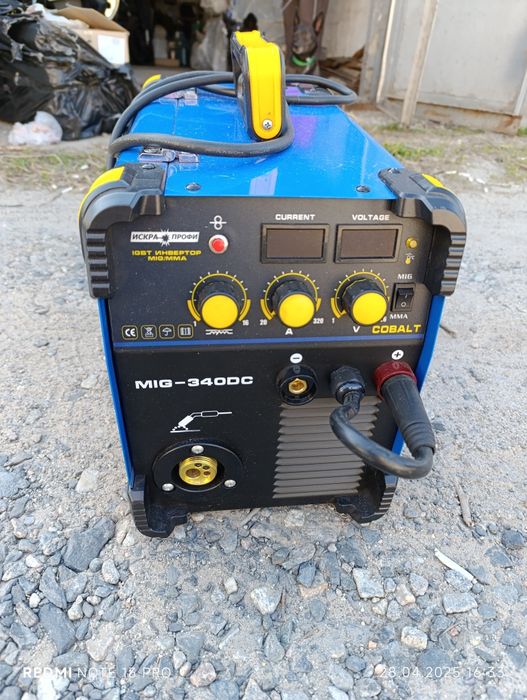 Сварочный полуавт. Искра профи без торга.