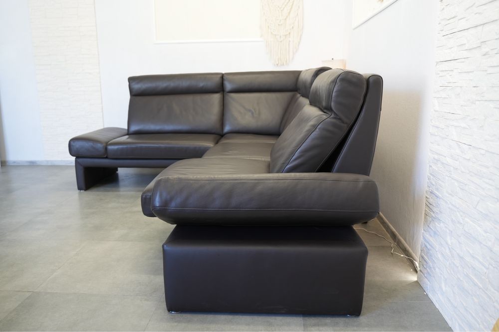 Nowoczesny narożnik z naturalnej skóry