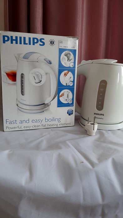 Электро чайник Phillips