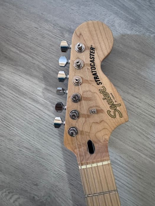 Gitara elektryczna