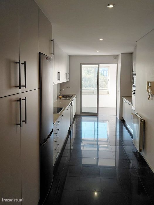 Apartamento T3 junto ao polo universitário