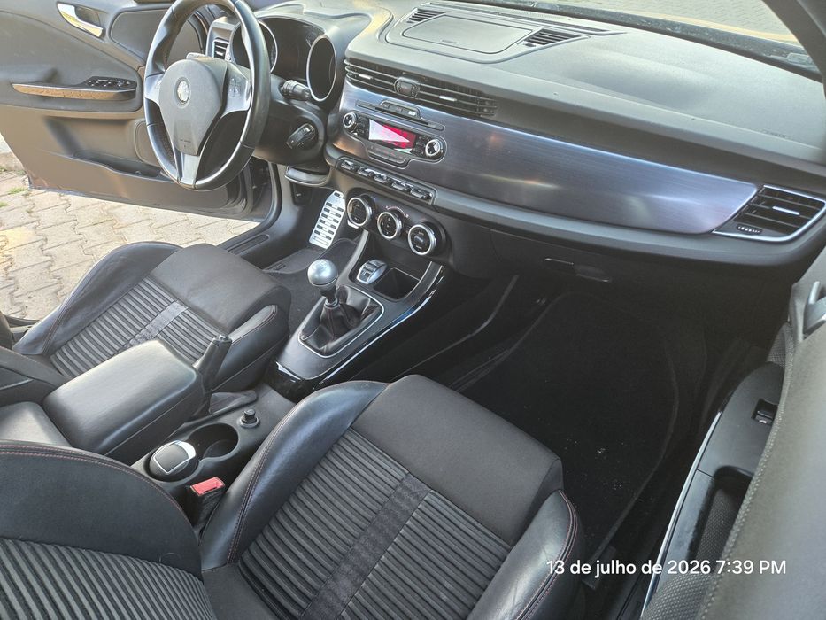 Alfa Romeo Giulietta Financiamento/Garantia