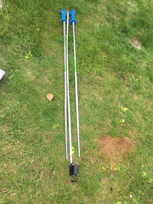 Stare kije aluminiowe 130cm kiedyś narciarskie