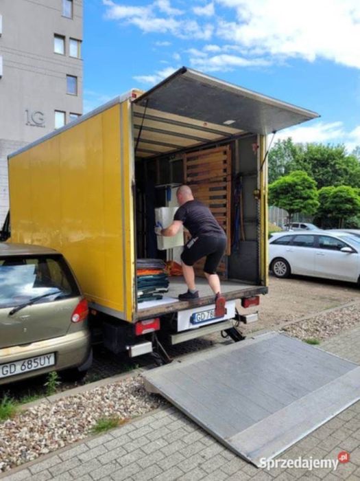 Przeprowadzki Usługi transportowe
