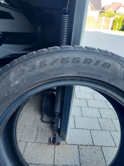Sprzedam opony zimowe 18stki do SUV